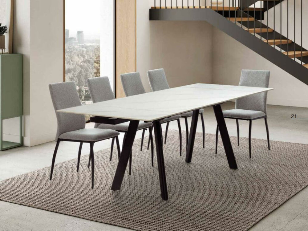 Mesa de comedor ref. 070/21